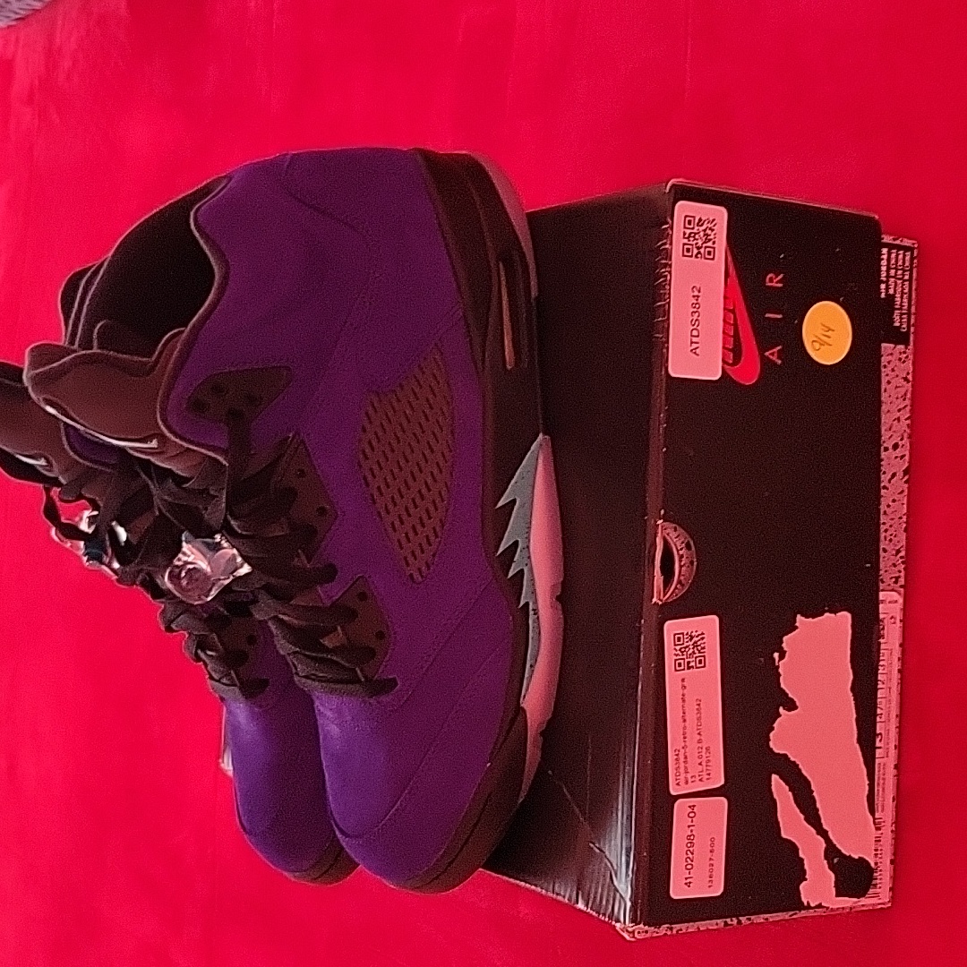 Men's Jordan Retro 5's